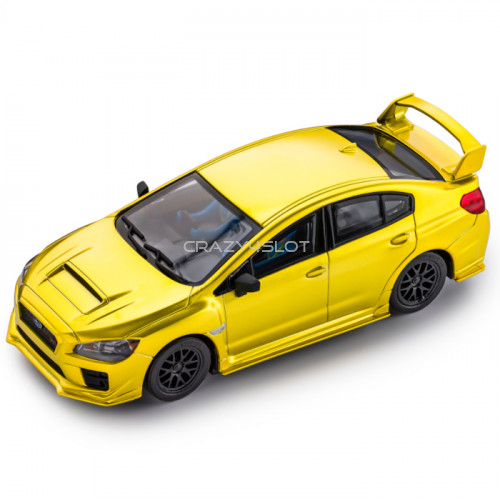 Subaru WRX STI Yellow con Luci Anteriori Subaru WRX STI Yellow con Luci Anteriori